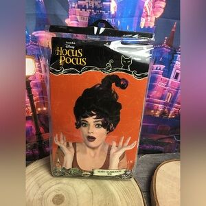 Disney Hocus Pocus Mary Sanderson Wig